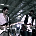 1352821739-DESUPERESTRELLA-Juan-Luis-Guerra-Ft-Juanes-La-Calle-HD-avi-snapshot-00-58-2010-09-20-21-53-52-