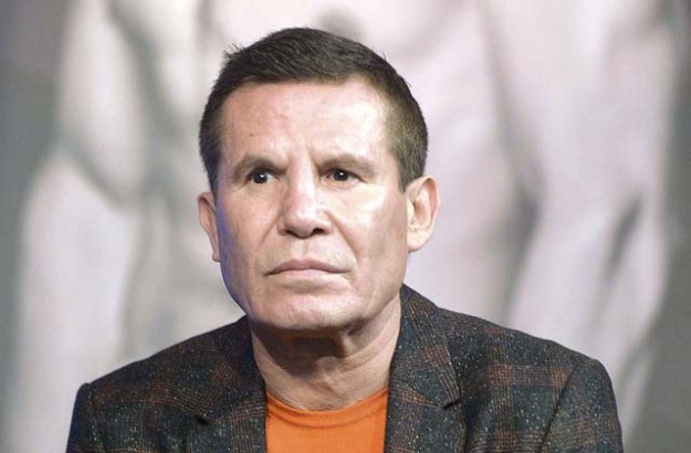 julio-csar-chvez-le-pide-al-potrillo-que-deje-de-pistear julio-csar-chvez-le-pide-al-potrillo-que-deje-de-pistear