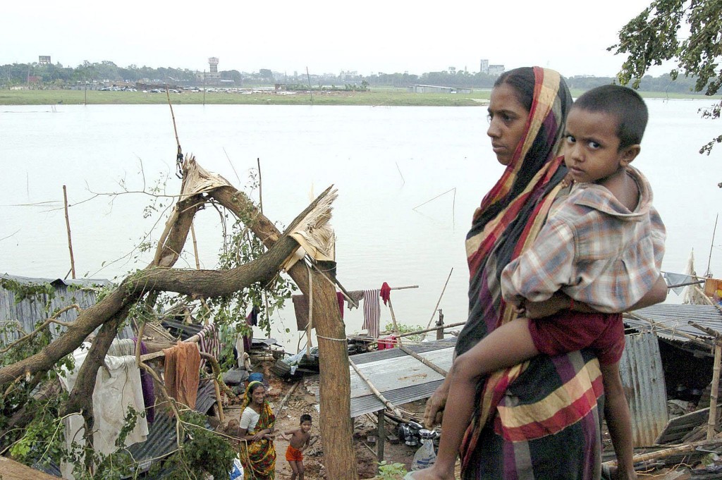 Un-tornado-causa-20-muertos-y-unos-300-heridos-en-el-este-de-Bangladesh.jpg