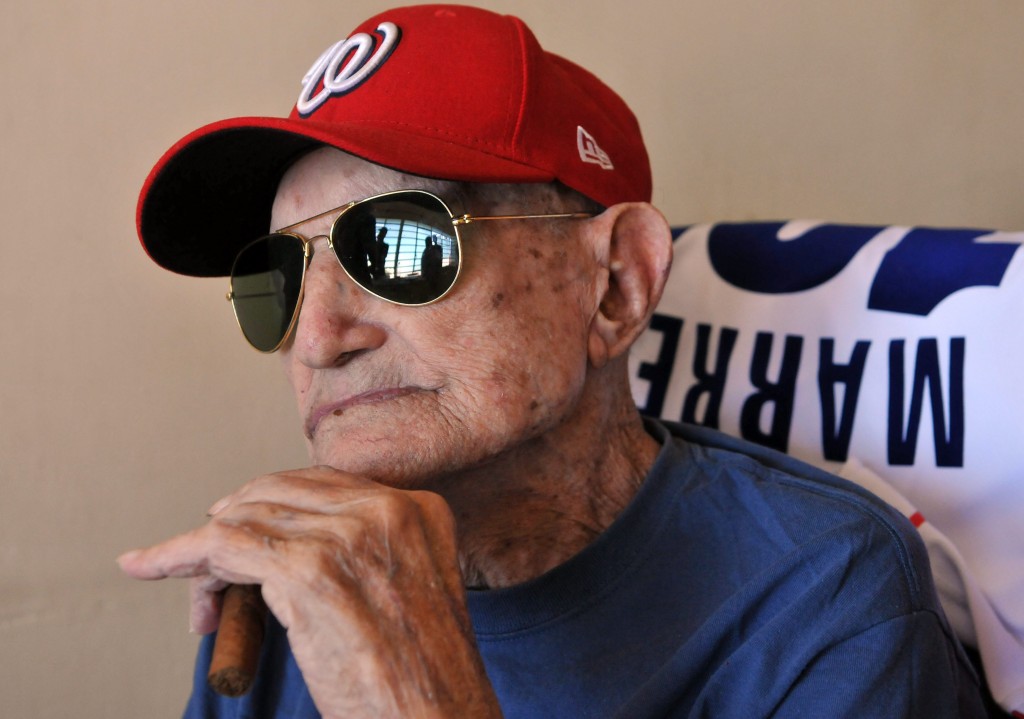 Conrado Marrero, el pelotero más longevo de Cuba, cumple hoy 102 años Conrado Marrero, el pelotero más longevo de Cuba, cumple hoy 102 años