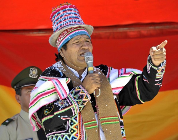 Otra vez PERU...NOS VE LAS H... - Página 7 Evo-Morales-recuerda-a-Ch%C3%A1vez-como-un-aliado-de-la-causa-mar%C3%ADtima-boliviana-617x486.jpg