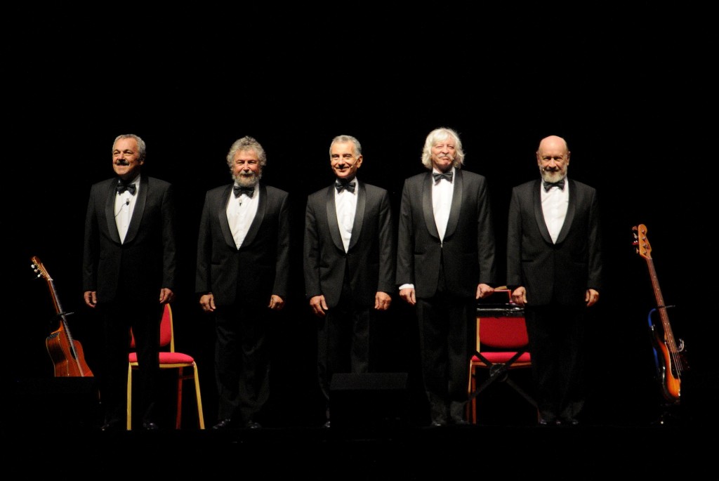 GRUPO MUSICAL LES LUTHIERS grupo musical les luthiers: