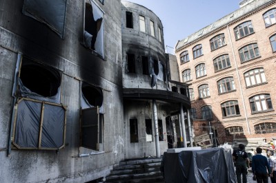 La-polic%C3%ADa-de-Berl%C3%ADn-investiga-un-incendio-en-una-mezquita-presuntamente-provocado-400x266.jpg