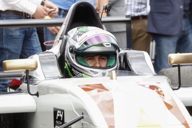 Sergio Pérez afronta el Gran Premio de Singapur "con buenas sensaciones"