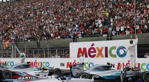 Masiva asistencia y euforia de aficionados marcan el Gran Premio de México Masiva asistencia y euforia de aficionados marcan el Gran Premio de México
