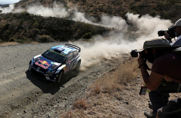 El finlandés Latvala se confirma como puntero del rally de México El finlandés Latvala se confirma como puntero del rally de México