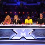 1369235574-DESUPERESTRELLA-reality-tv-x-factor-paulina-rubio-demi-lovato-kelly-rowland-simon-cowell