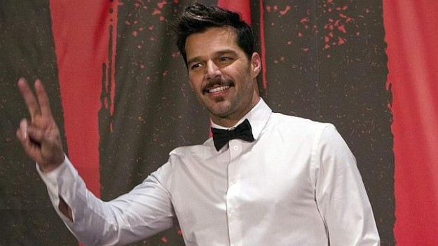 1369841185-DESUPERESTRELLA-ricky-martin-644x362 1369841185-DESUPERESTRELLA-ricky-martin-644x362