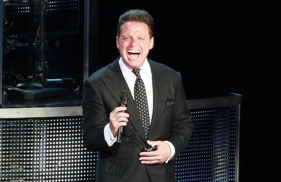 1372867956-DESUPERESTRELLA-LUISMIGUEL 1372867956-DESUPERESTRELLA-LUISMIGUEL